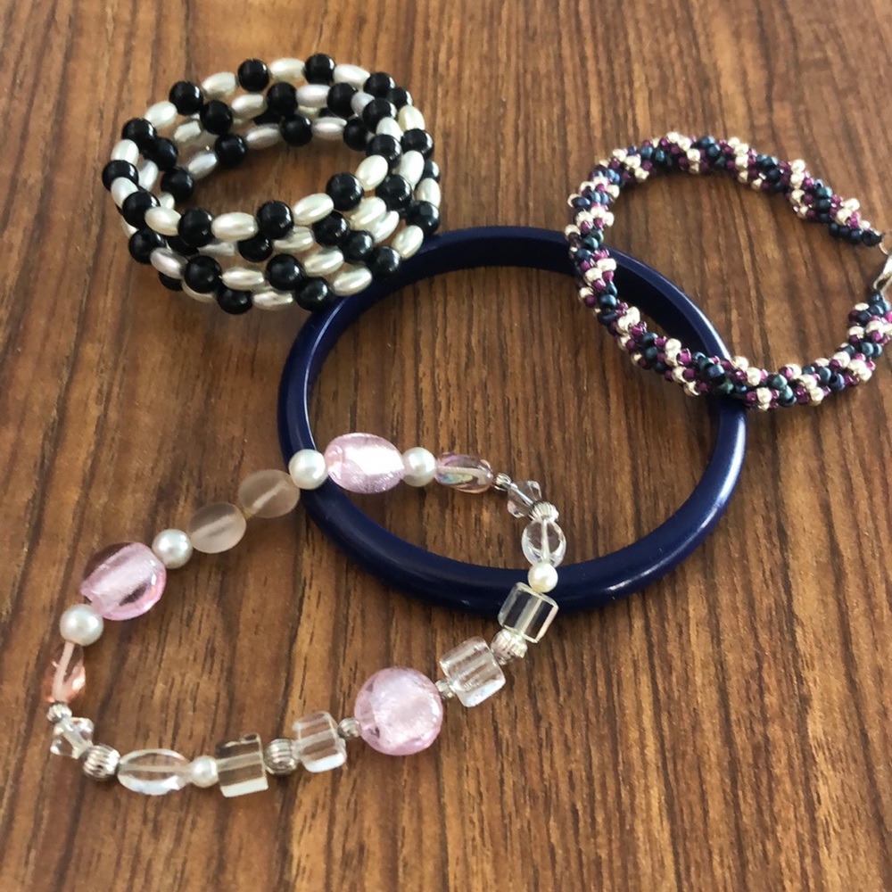 FOUR CUTE BRACELETS!!!